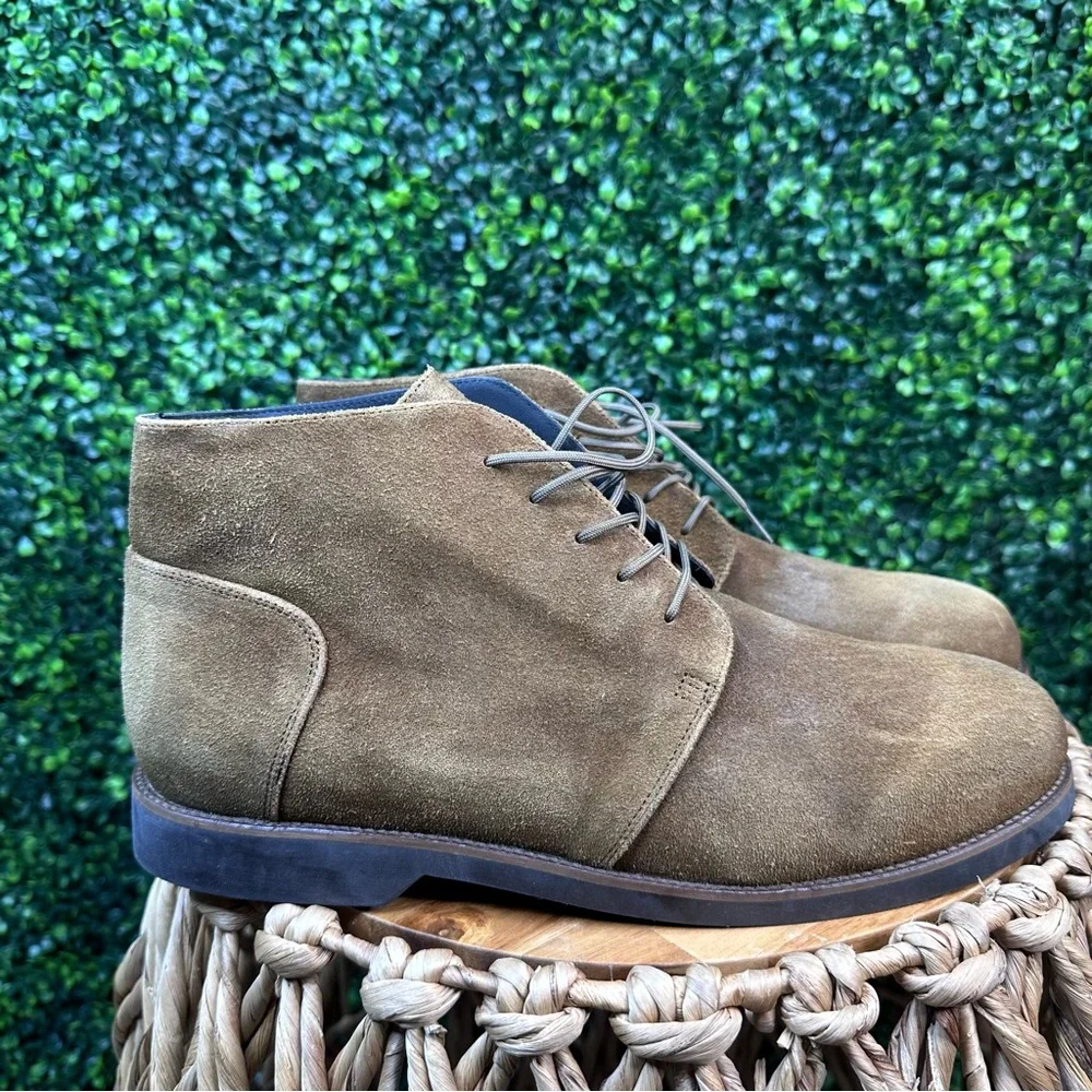Nisolo men’s Daytripper Chukka‎ Boot in waxed brown new in box